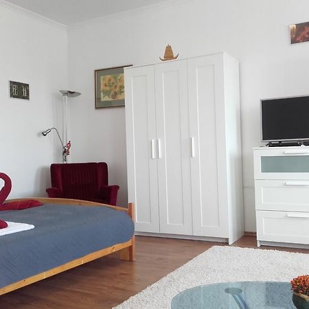 Eger Apartman Eksteriør billede